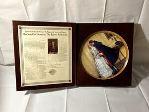 Colonial rockwell plate